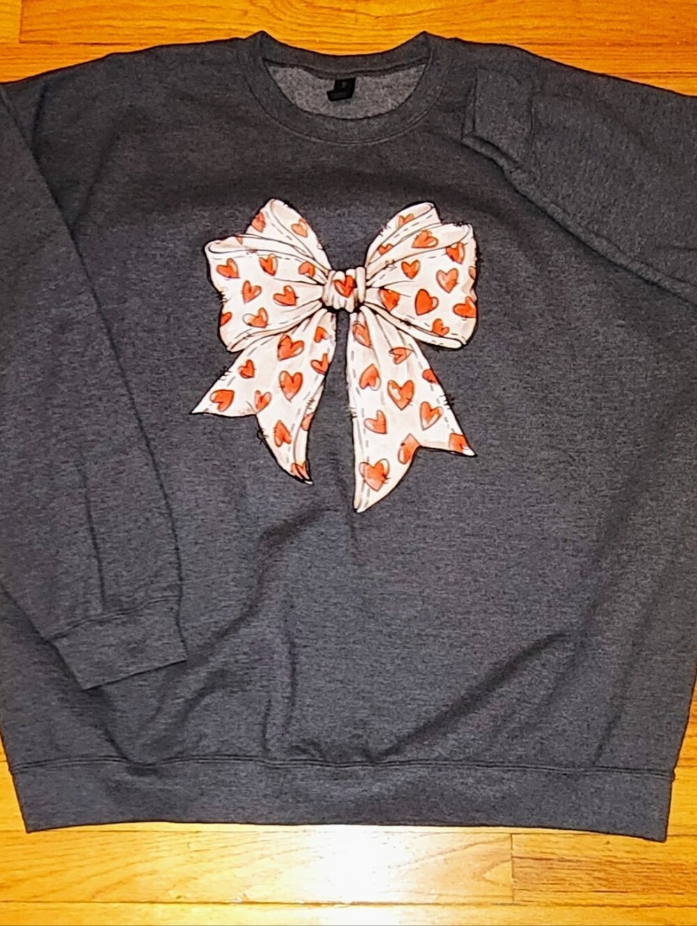 Women's Dark Gray Sweatshirt with Bow Heart Graphic